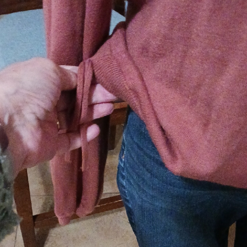 LETY&Me- Rusty Long Sleeve Top - Picture 5 of 14